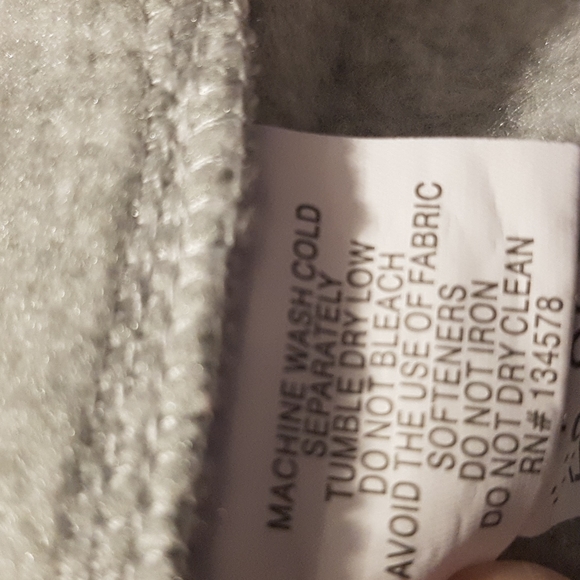 Vineyard Vines size small knit vest adult - Picture 5 of 5